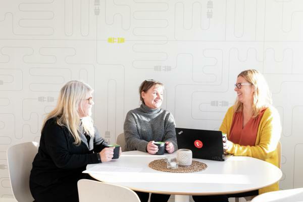 We-get-involved-socially-in-the-local-community_responsive600